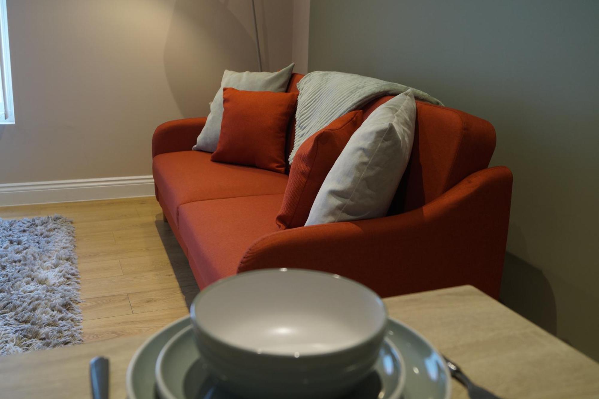 Group Bookings: Up To 30 Guests Across 5 Spacious Flats! Keyless Access Free Wifi & Parking バーミンガム エクステリア 写真